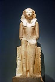 <p>different in this sculpture of Hatshesput </p>