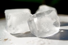 <p>bīng</p><p>(Vs)</p><p>icy</p>